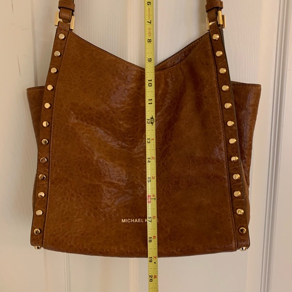 NWOT Michael Kors Newbury Studded Leather Tote - Picture 8 of 8